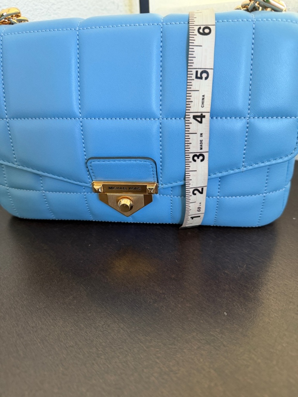 LIKE NEW Michael Kors BLUE Quilted Shoulder Bag. - Picture 3 of 9